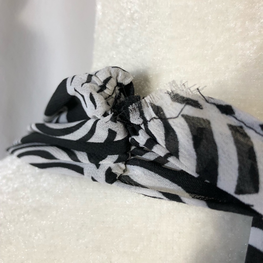NWT Maggy Boutique Black/White Circle Print Dress - Picture 7 of 8